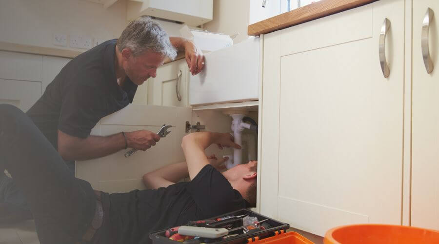 Professional burst pipe repair services in Sullivan, IL